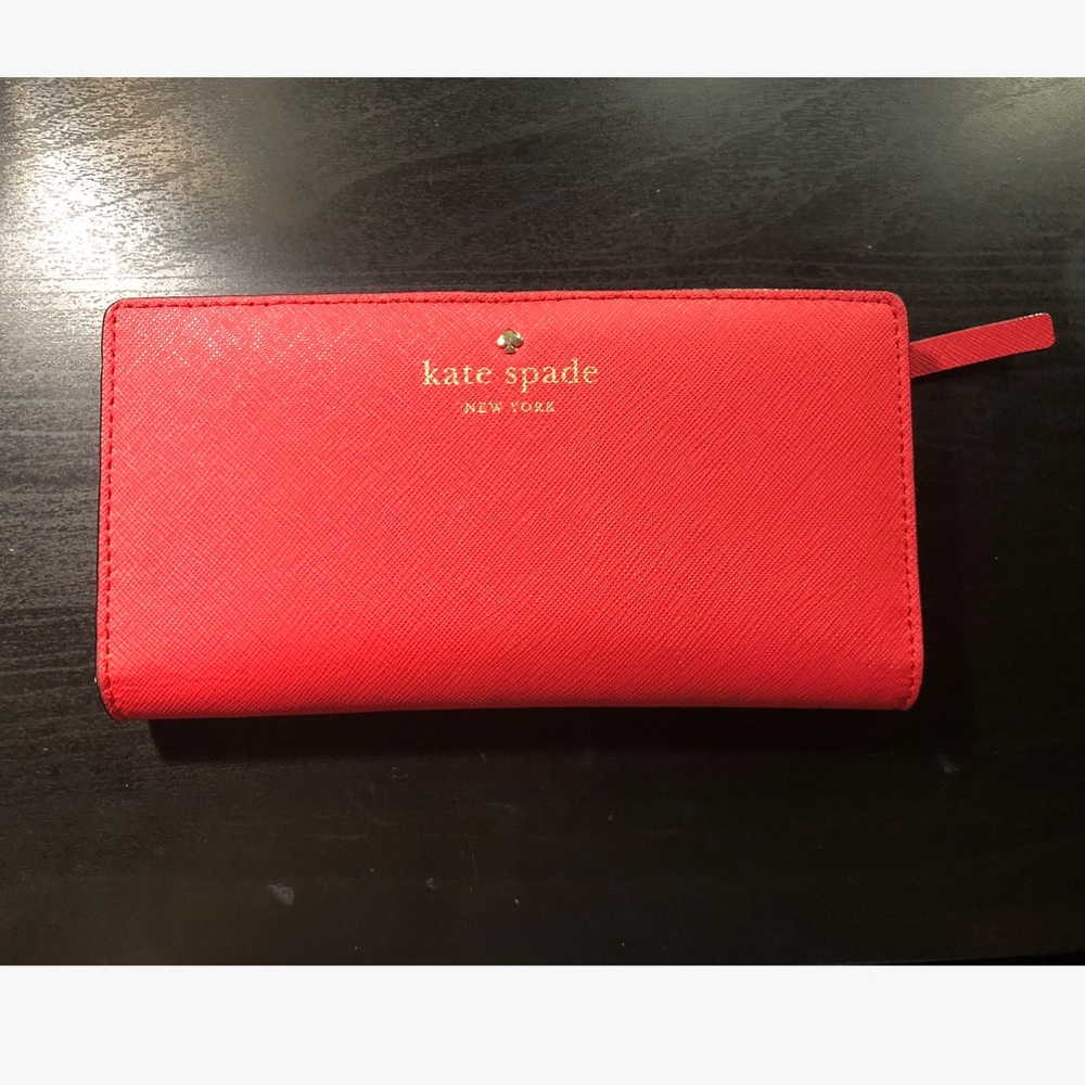 Kate spade Wallet ✨